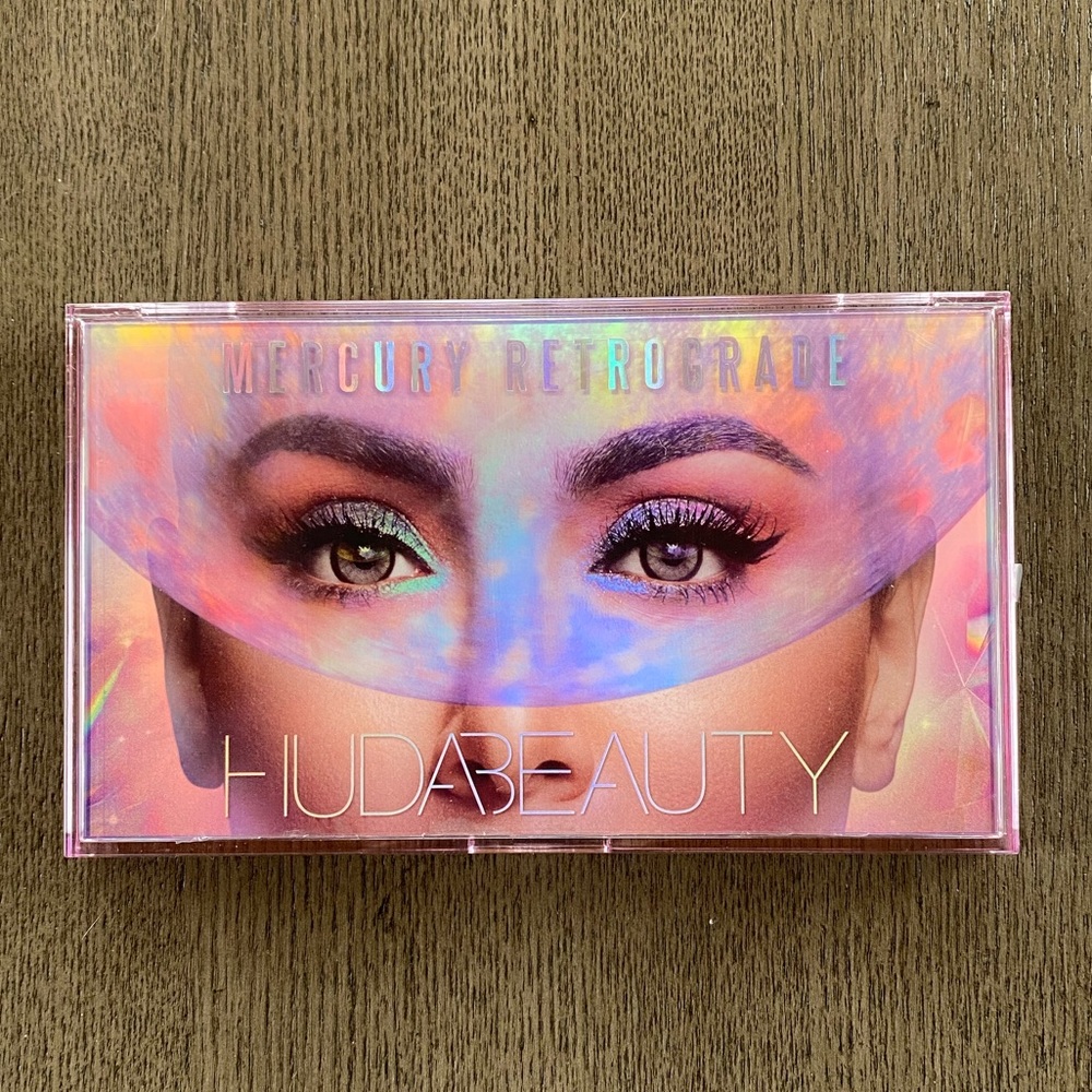 Huda Beauty Mercury Retrograde Eyeshadow Palette